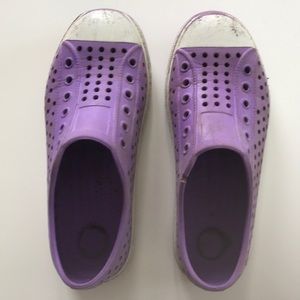 Native kids shoes size 2